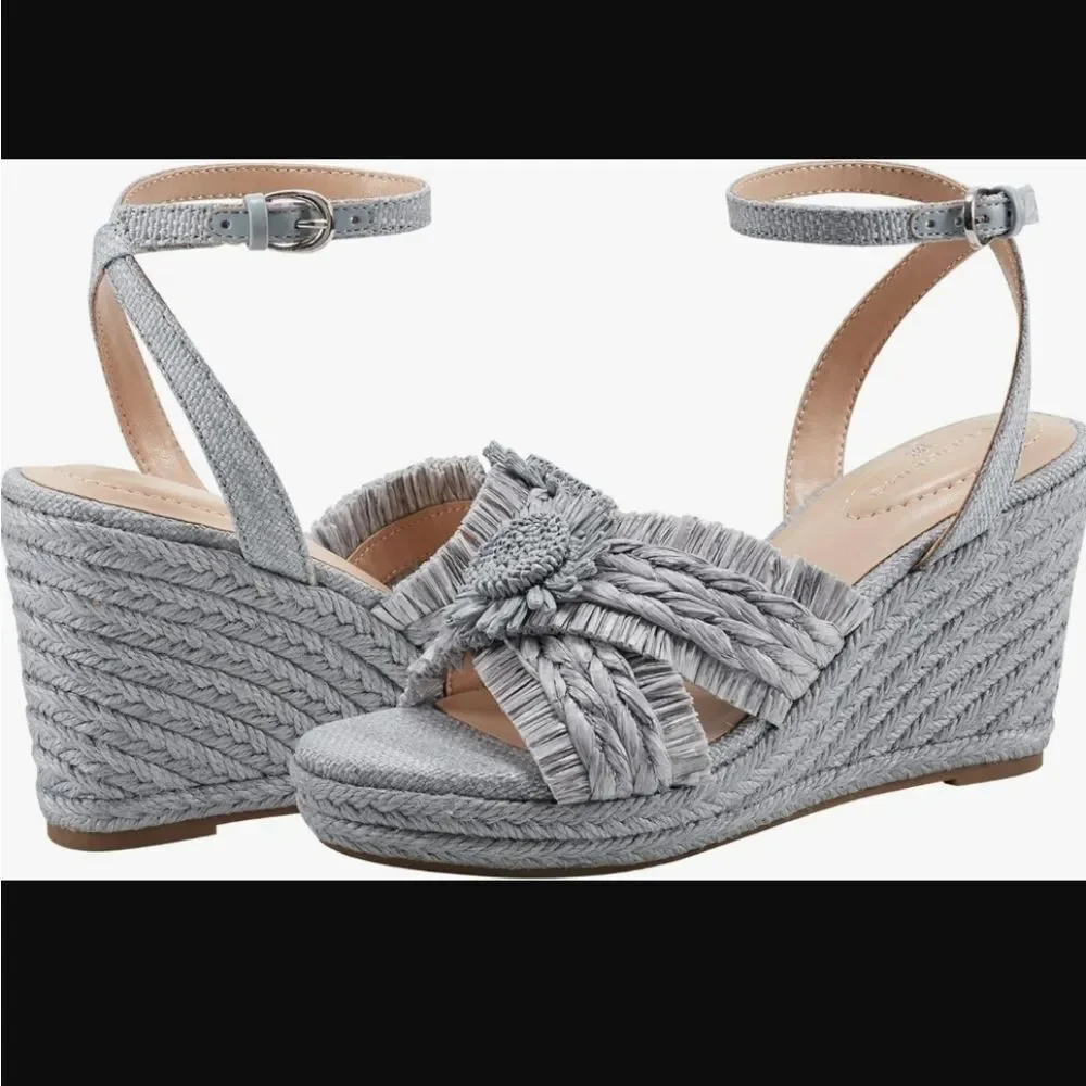 BRAND NEW BANDOLINO WOMEN'S KRISTA WEDGE SANDAL